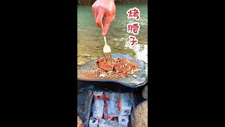 Cooked on a Rock | Spicy Food Seafood | Hairtail | Forest life with delicous food | 015 #Shorts