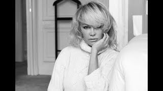 Inside Pamela Anderson's Recent Short Marriage | Celebrity Page