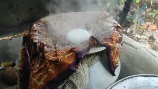 Making steamed pita on winter mornings