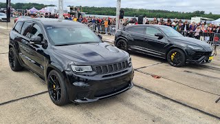 Lamborghini Urus vs Jeep Cherokee Trackhawk