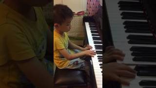 紅日-聽完幼稚園畢業典禮歌冇琴譜即興演出K3 playing by Cheuk Lok July 6, 2017