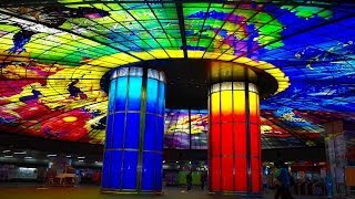 MRT 美麗島駅 ステンドグラス  台湾  The most beautiful MRT station in Kaohsiung　　Taiwan