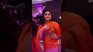 viral wedding girl dance