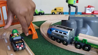 BRIO Trains: Fireman, Street , Construction, Vehicles,  Wooden Train Railway Toys Unboxing for Kids