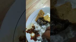 makanan sederhana nikmatnya luar biasa ( warung nu batur )