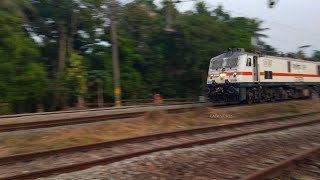 16316 Kochuveli - Mysore express skips Cheppad with beautiful track sound | #indianrailways