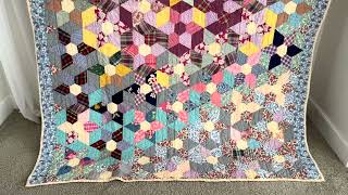 Tumbling Block Quilt - 9943