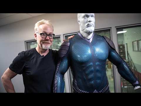 How should a superhero dress up?
