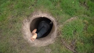 GIRL LIVING OFF GRID BUILD THE MOST SECRET UNDERGROUND DUGOUT SHELTER SWIMMING POOL