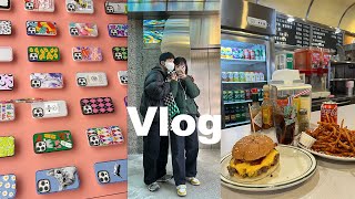 [Vlog] 가로수길 데이트/ 아더에러 쇼룸/ 케이스티파이/ 브루클린 더 버거 조인트/ 커플브이로그🤍