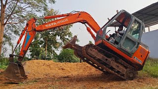 Ex70 Tata Hitachi Excavator Hydraulic service.Arm seal pylot leaver seal mechanic fixes excavator.