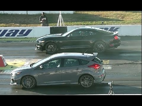 NEW FORD FOCUS RS DRAG RACING 1/4 MILE Vs 5.0 MUSTANG - YouTube