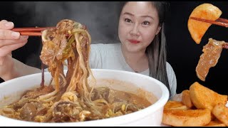 요리먹방:) 처음 만들어 본 🔥매운 육개장 칼국수와 매운 섞박지🔥 야무지게 먹방 존맛탱 섞박지 레시피  Spicy Beef Noodle Soup Mukbang 매운음식먹방