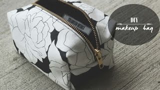 DIY: Makeup Bag