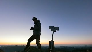 厳冬期夜明け前の伊予富士山頂から見える風景Midwinter Iyofuji Dawn＃登山　＃絶景　＃伊予富士