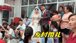 阿凯表弟结婚了，带大家感受下乡村婚礼的热闹气氛，快来沾沾喜气