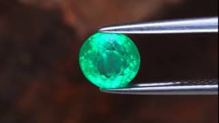 Emerald 1.26 ct 6.29 -0.26 x 5.06 mm CGL