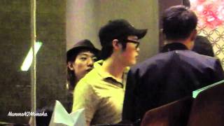 [Fancam] 110404 CNBLUE @ MK Gold  Restaurant , Thailand