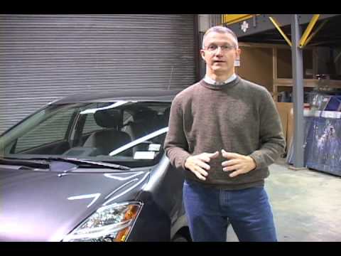 Tips For How to Drive a Hybrid Car Tips For How to Drive a Hybrid Car