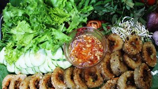 នំអន្សមចៀន -  Fried sticky rice cake with pork