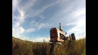 20140908-timelapse-farm-sky-tractor