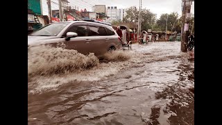 মৌসুমী বৃষ্টিতেও বন্দরনগরীতে জলজট