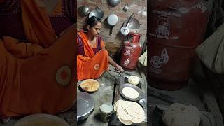 #bhojan banate hue #kaushilya #shorts #roti #short #reels #shortvideo