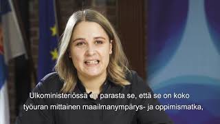 Töissä ulkoministeriössä: Laura Kaltiainen ja Riikka Mikkola