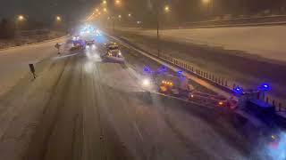 Plowing echelon Highway 417 woodroffe overpass