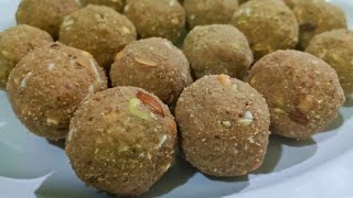 || सर्दियों के लिए खास उड़द दाल के लड्डू || Urad Ladoo || Dawat -E- Khana