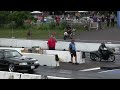 motorbike vs muscle car.unbelievable acceleration of motorcycle bracket racing drag race