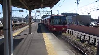 名鉄新木曽川駅1番線　普通岐阜行き到着