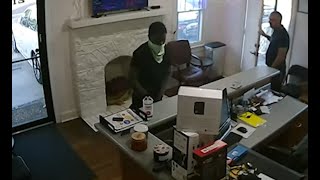 Young Black Thug Armed Robbery of Nashville Locksmith