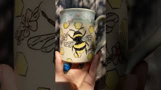 Mishima on a Bee Mug | Underglaze