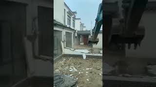 Excavator Destroy Buildings