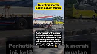 Supir truk merah sudah paham aturan #shorts #shortvideo #highway #trukindonesia #trukmania