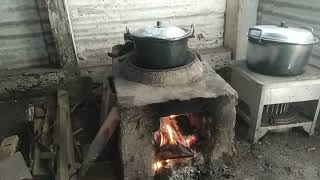 Bangga Hidup di Dusun Eps.Masak Air Di Tungku Tradisional