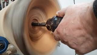 Woodturning a wonderful fantastic tall alder vase