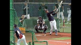 オリＤ１位・太田が１軍初昇格、試合前練習で“親子対決”実現Top News