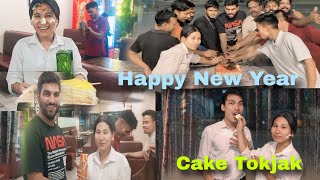 Happy New Year Aur Birthday Cake Ek Sath Kya🎂👑|| Cake Tokjak Happy New Year Ni 🎂🧁||@Crash-v3r