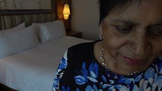 C0136 Hari Sharma Welcomes Aruna Sharma Exec Rm 534 Double Tree Hotel Hilton 4* Krakow, May 11, 2023