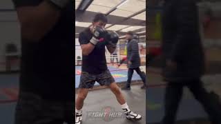 JAMIE MUNGUIA BLASTING 6 PUNCH COMBOS WITH THUDDING POWER! SHOWS BIG IMPROVEMENTS IN WORKOUT