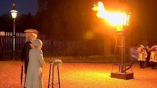 Queen lights first VE Day beacon