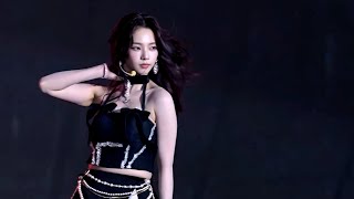 에스파 카리나 Whiplash 4k60p (aespa KARINA FanCam) @ KGMA 241117