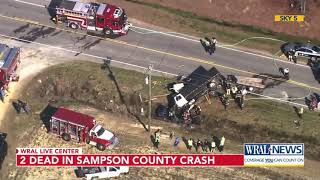 2 people dead in Sampson County crash