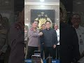 Jabat tangan pasca Konferensi Pers Kapolri & Ketum PSSI di Mabes Polri (26/6/2023)