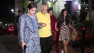 RAVEENA TANDON WITH FAMILY SPOTTED SHOPPERSTOP BANDRA