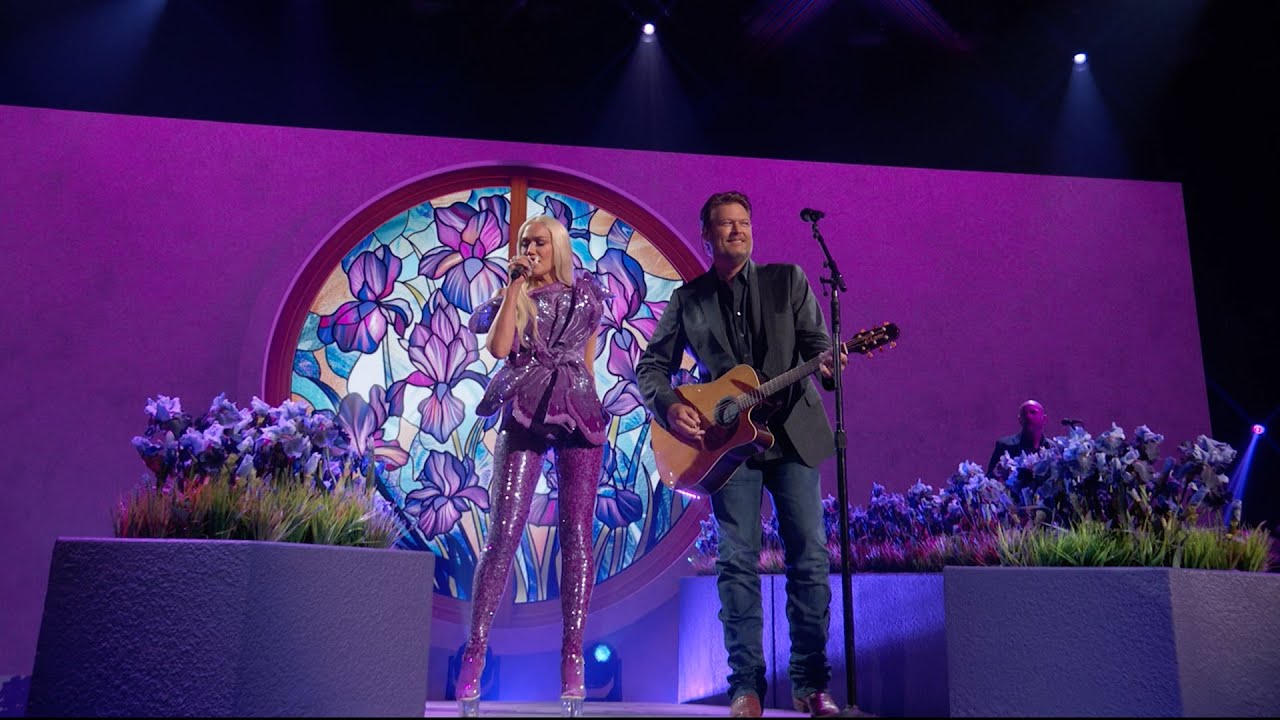 Blake Shelton And Gwen Stefani Purple Irises Live From The 59th Acm