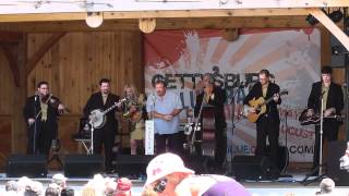 James King \u0026 Rhonda Vincent - Lonesome River