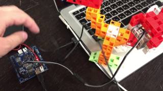 Arduino（アルデュイーノ）を使ってScratch（スクラッチ）でロボットを動かす、株式会社アーテックのStuduino（スタディーノ）を使ったArtecブロック。